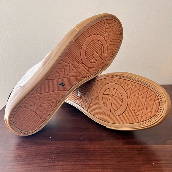 Brand New GBG Lace-Up Sneakers In Light Tan & Brown Size 8.5 - Picture 7 of 9